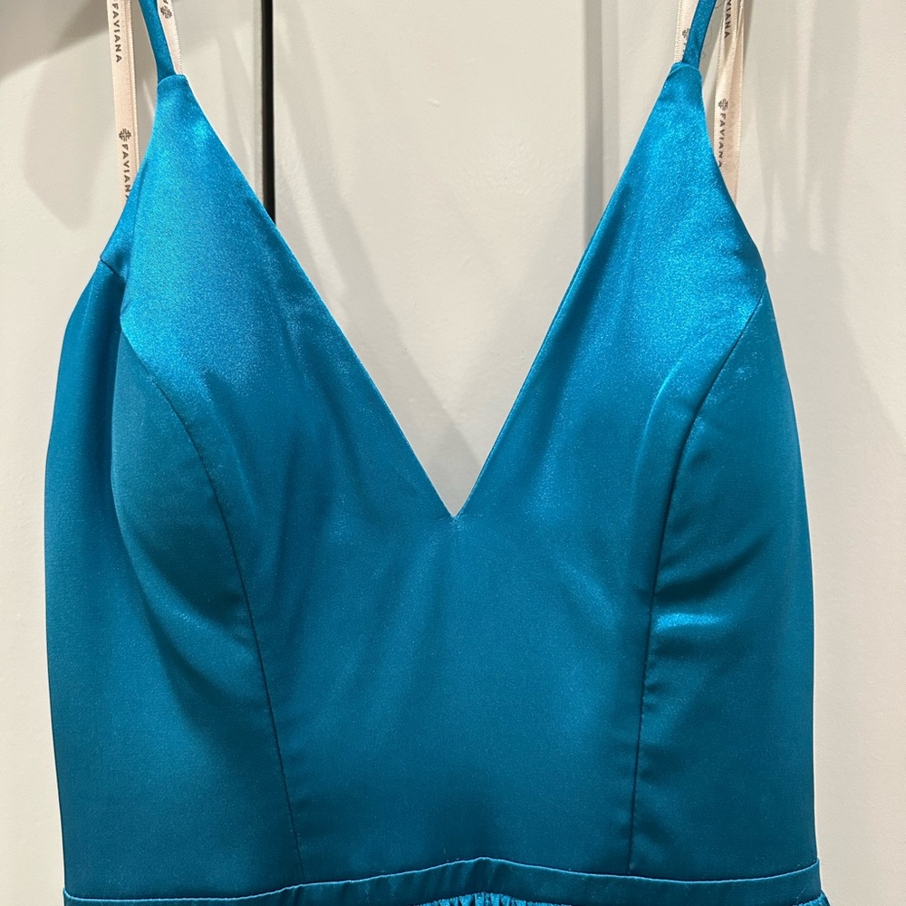 Elegant Teal Pleated Skirt - Picture 4 of 8